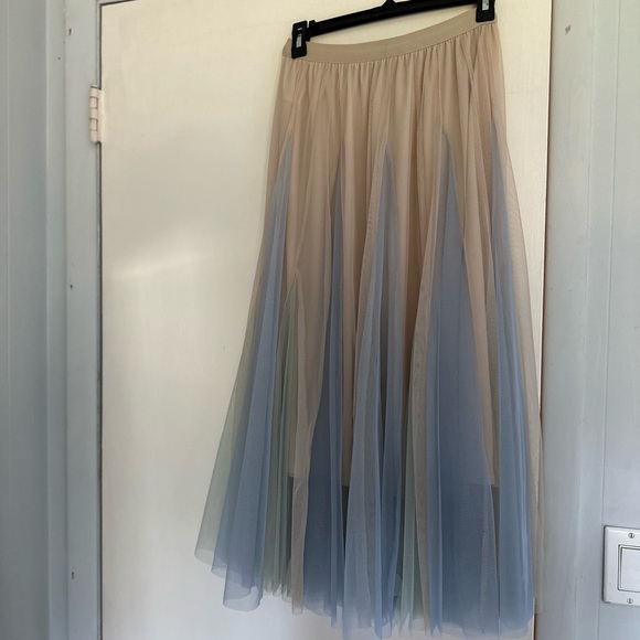 Color Block Mesh Maxi Skirt - Picture 5 of 6